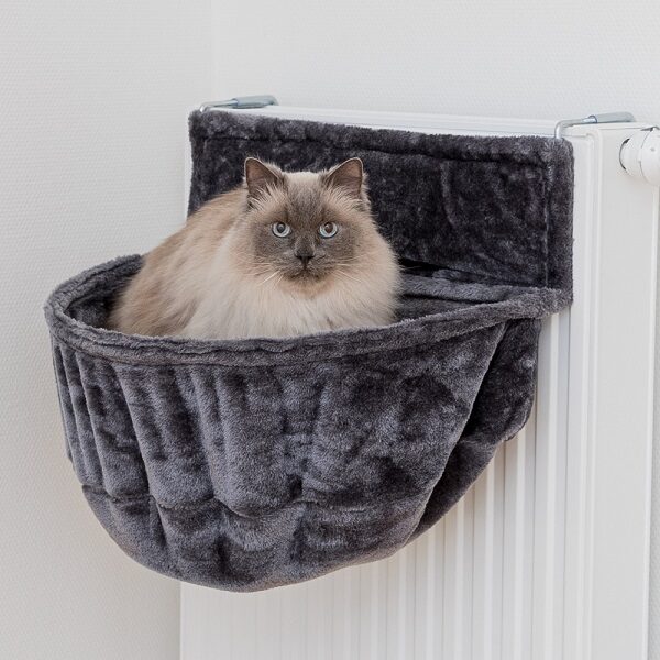 Guļvieta kaķiem - Trixie Cuddly bag XXL for radiators, plush, 55 × 15 × 36 cm, dark grey