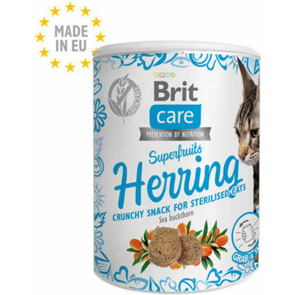 Brit Care Cat Snack Superfruits Herring 100g - papildbarība sterilizētiem kaķiem ar jēra gaļu un smiltsērkšķiem